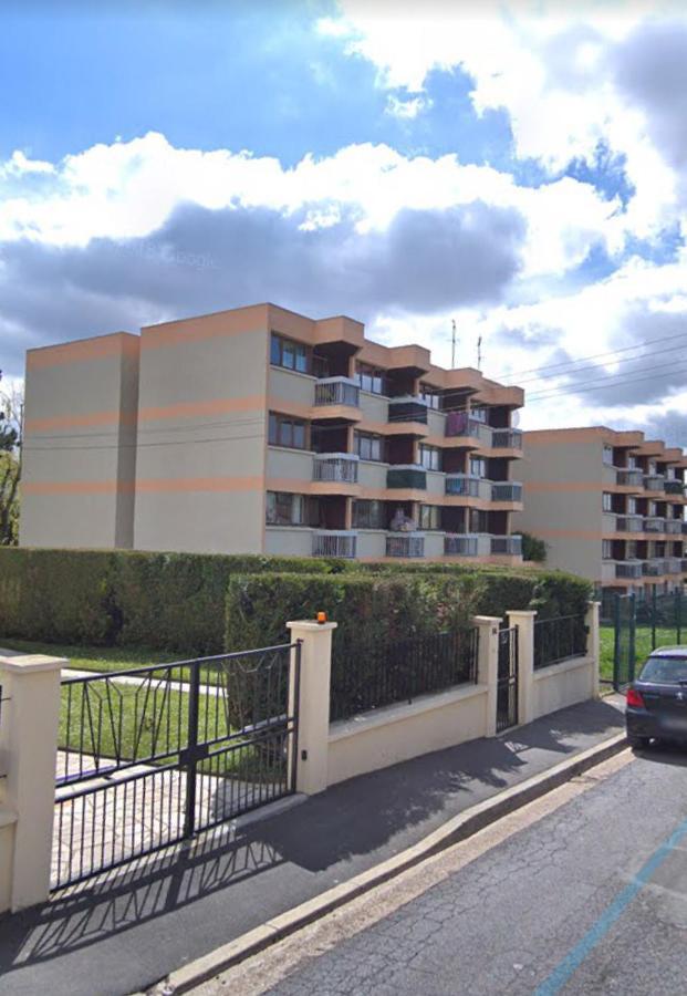 Studio Equipe Pres De Paris Argenteuil Ngoại thất bức ảnh