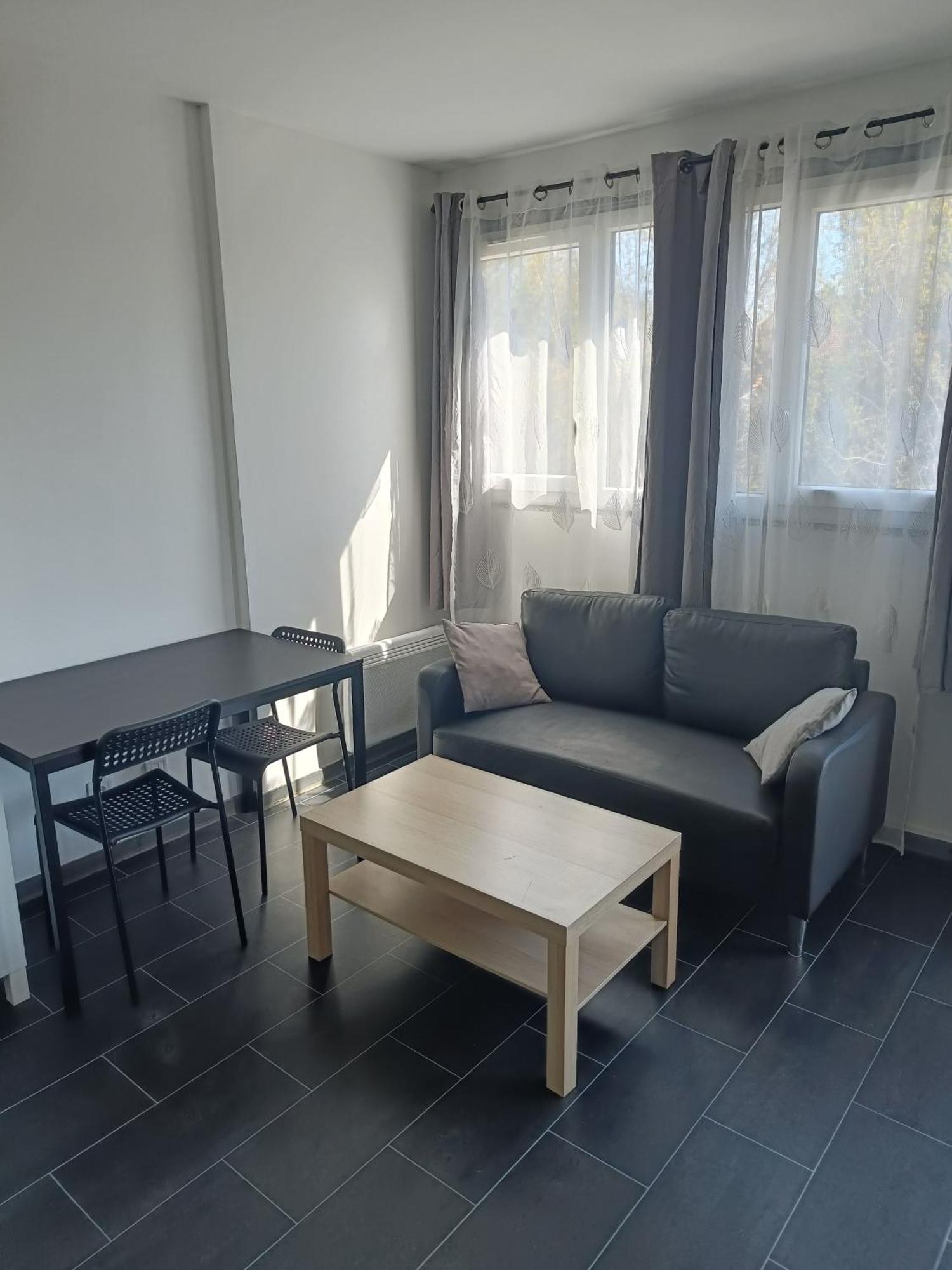 Studio Equipe Pres De Paris Argenteuil Ngoại thất bức ảnh