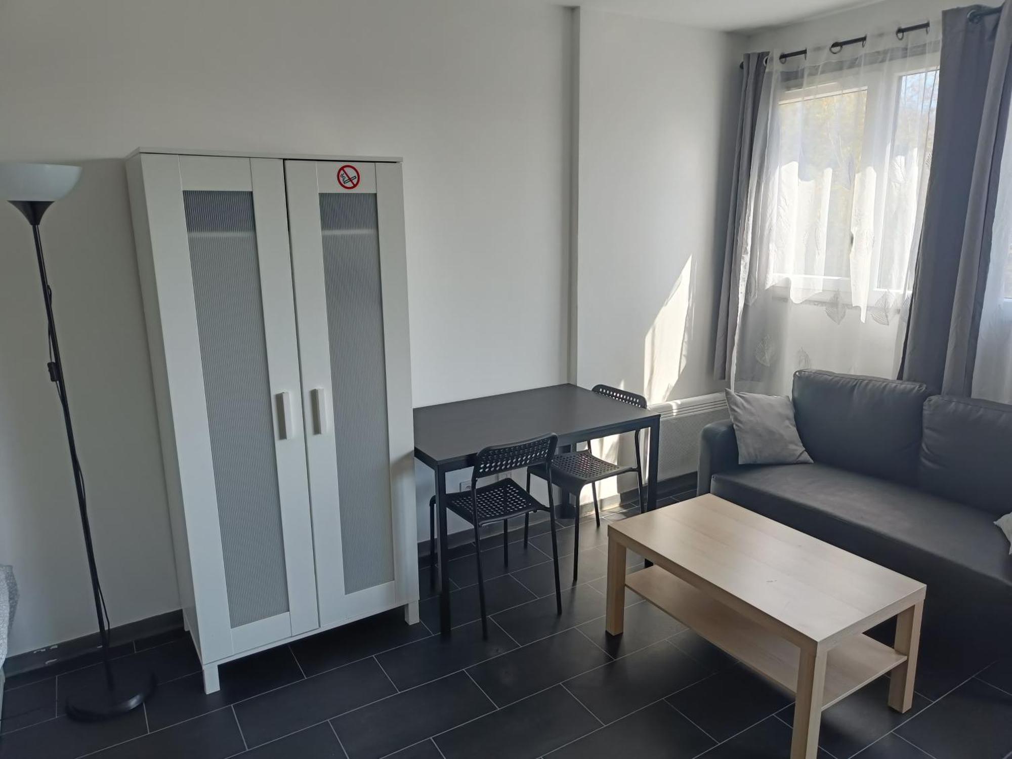 Studio Equipe Pres De Paris Argenteuil Ngoại thất bức ảnh